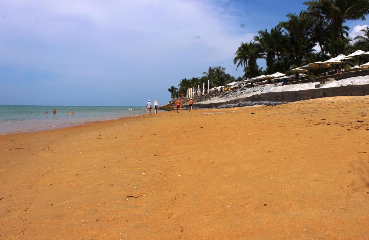 Mukdara Beach Villa & Spa Resort Khao Lak Exterior photo