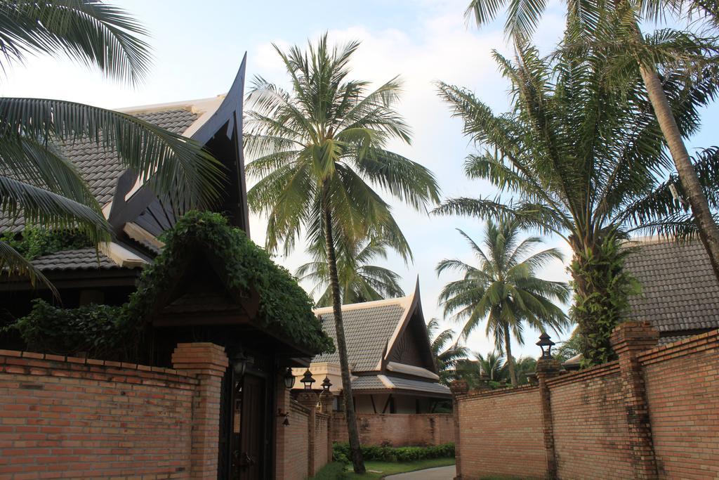Mukdara Beach Villa & Spa Resort Khao Lak Exterior photo
