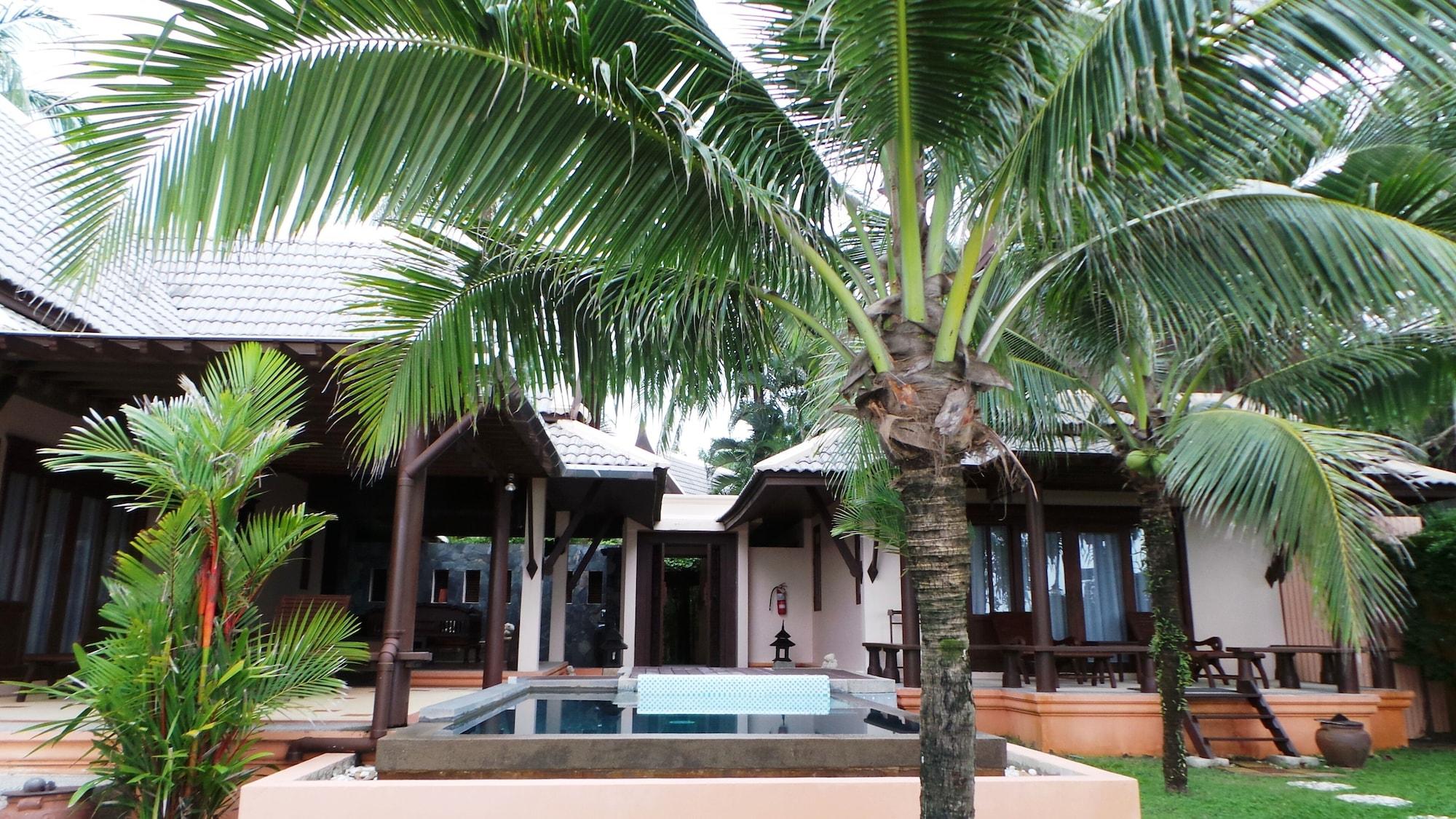 Mukdara Beach Villa & Spa Resort Khao Lak Exterior photo