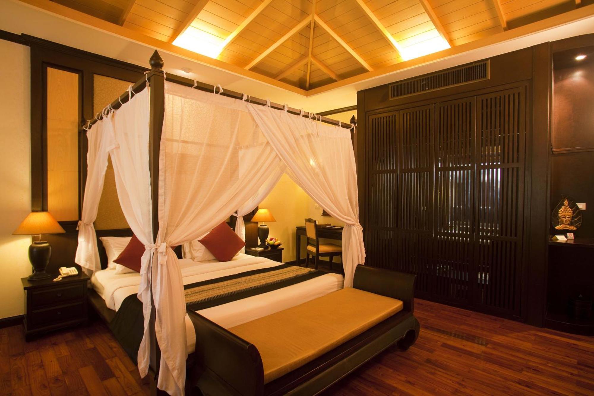Mukdara Beach Villa & Spa Resort Khao Lak Exterior photo