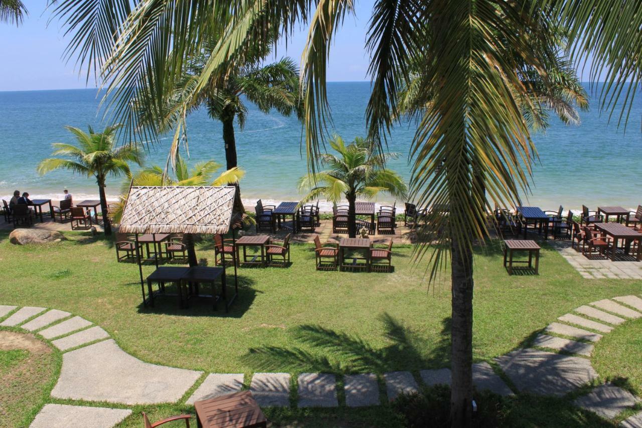 Mukdara Beach Villa & Spa Resort Khao Lak Exterior photo